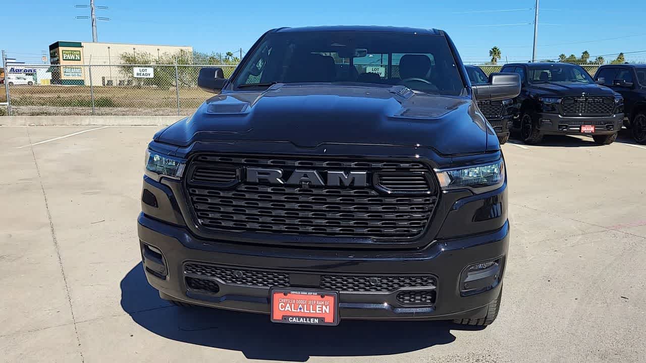 Thumbnail: 2025 RAM 1500 - 3