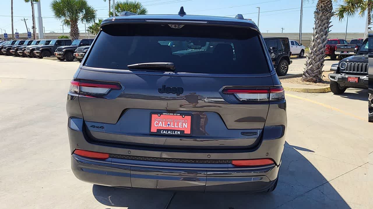 Thumbnail: 2026 Jeep Grand Cherokee - 7