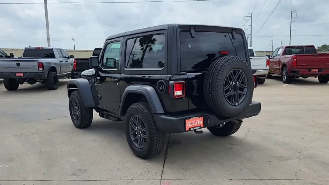 Thumbnail: 2026 Jeep Wrangler - 6
