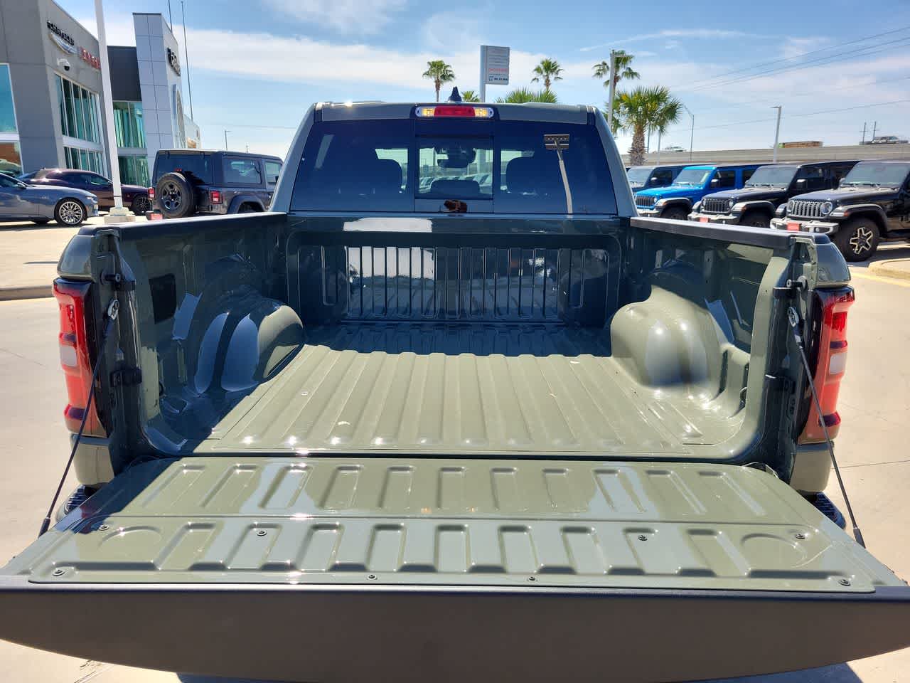 Thumbnail: 2026 RAM 1500 - 27