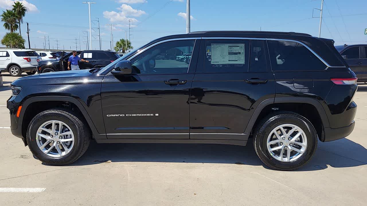 Thumbnail: 2025 Jeep Grand Cherokee - 5