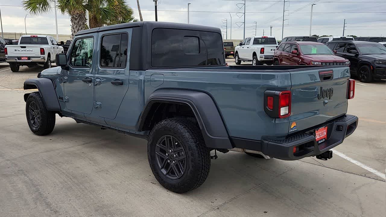 Thumbnail: 2025 Jeep Gladiator - 6