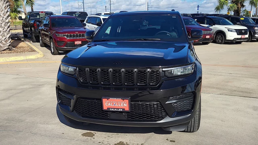 New 2025 Jeep Grand Cherokee ALTITUDE X 4X2 Sport Utility