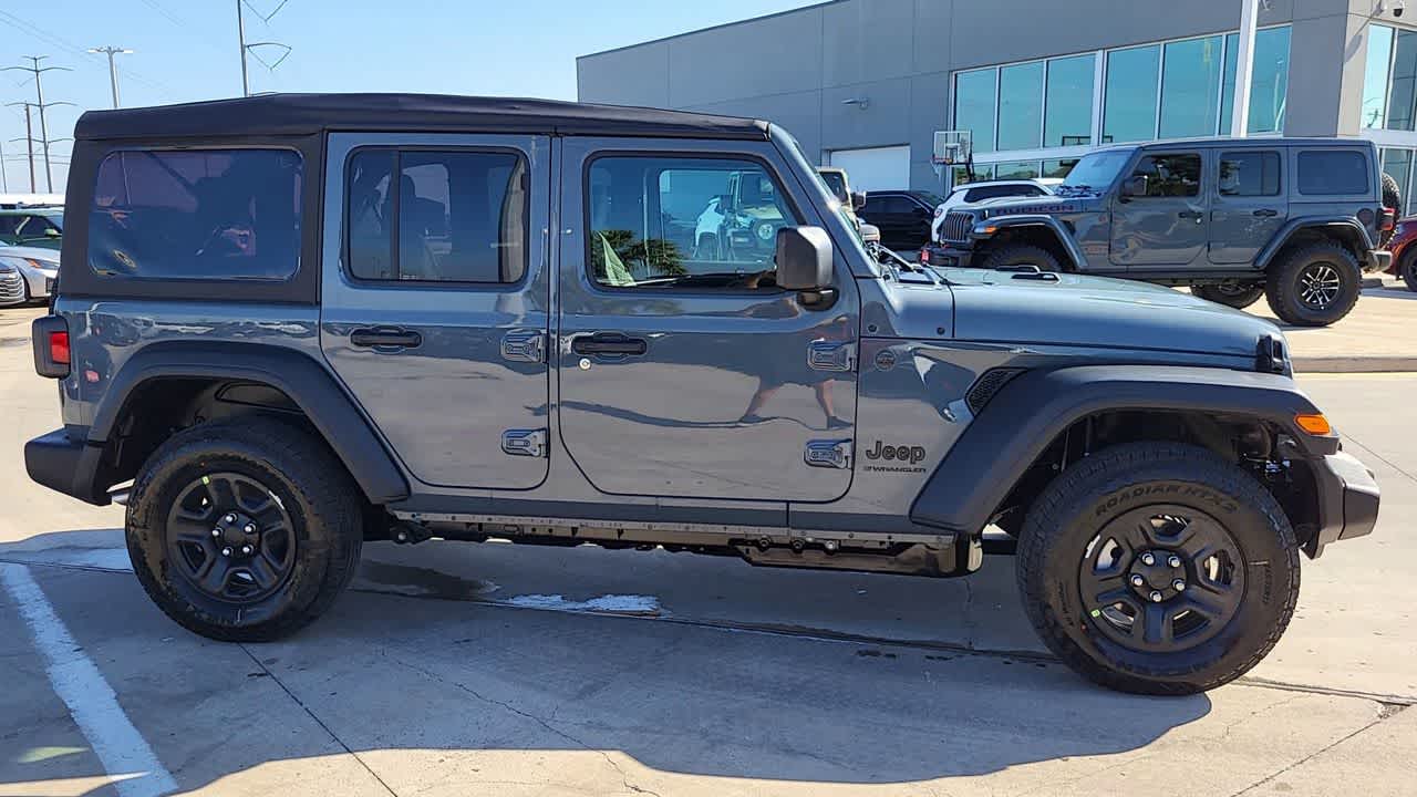 Thumbnail: 2026 Jeep Wrangler - 9