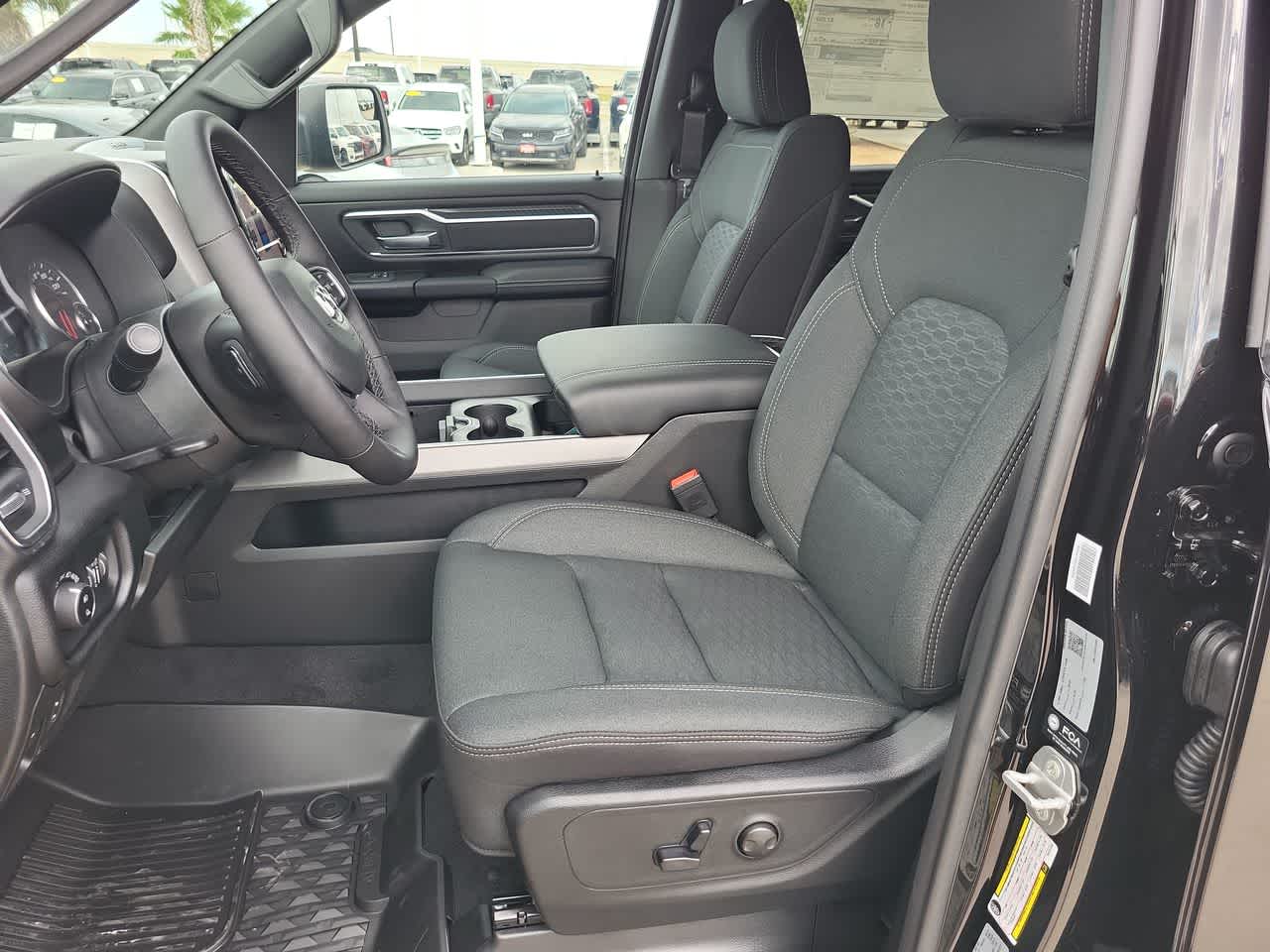 Thumbnail: 2026 RAM 1500 - 19