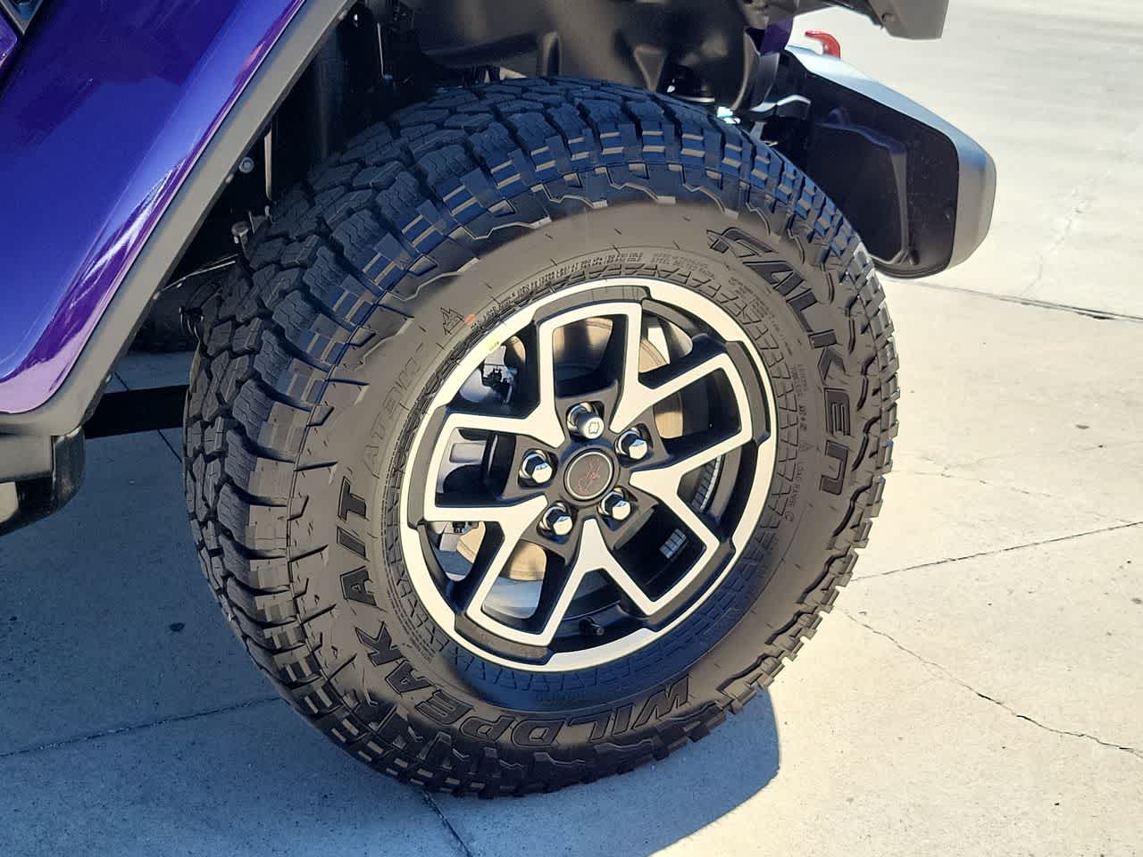 Thumbnail: 2026 Jeep Gladiator - 16