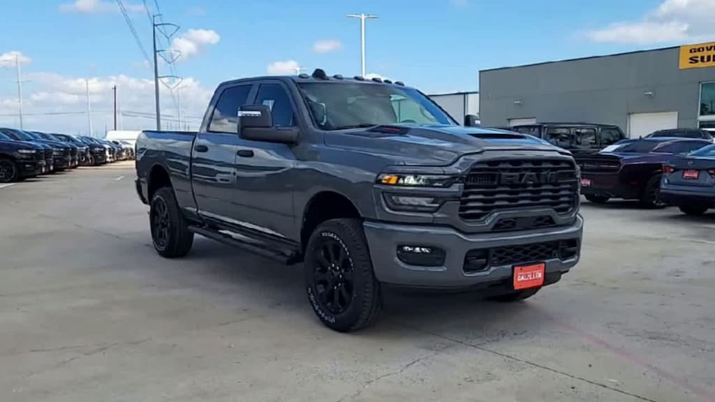 New 2026 Ram 2500 BLACK EXPRESS CREW CAB 4X4 6'4 BOX Pickup