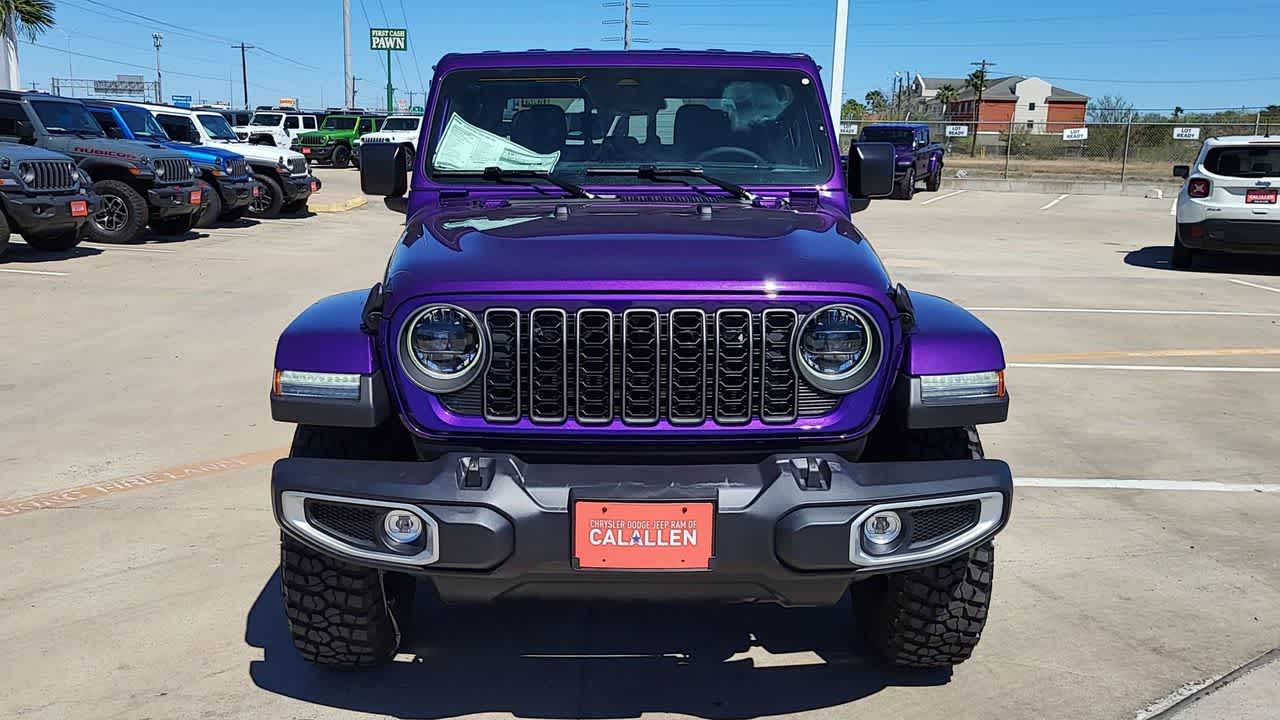 Thumbnail: 2026 Jeep Gladiator - 3