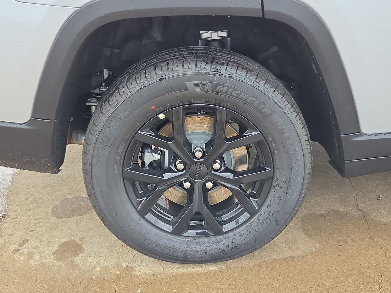 Thumbnail: 2026 Jeep Grand Cherokee - 15