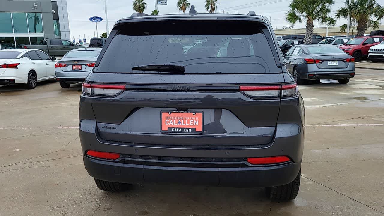 Thumbnail: 2025 Jeep Grand Cherokee - 7