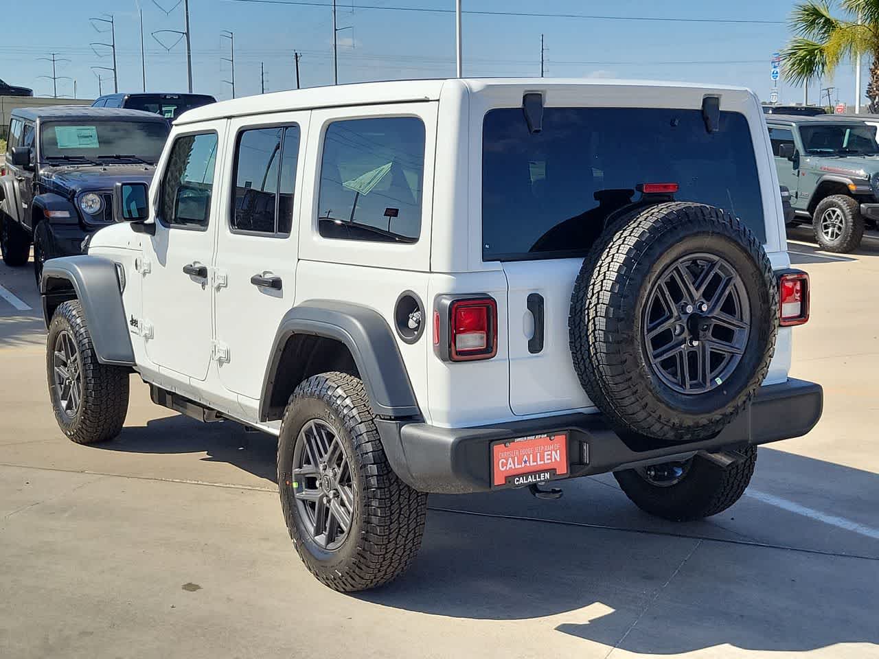 Thumbnail: 2026 Jeep Wrangler - 12