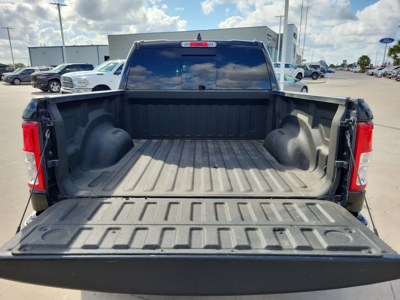 Thumbnail: 2023 RAM 1500 - 27