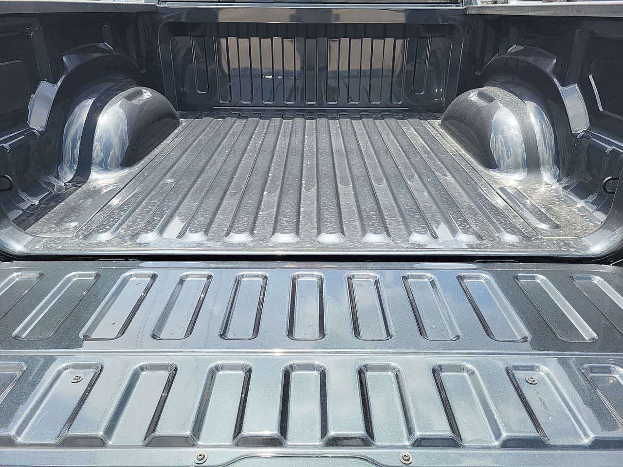 Thumbnail: 2026 RAM 1500 - 26