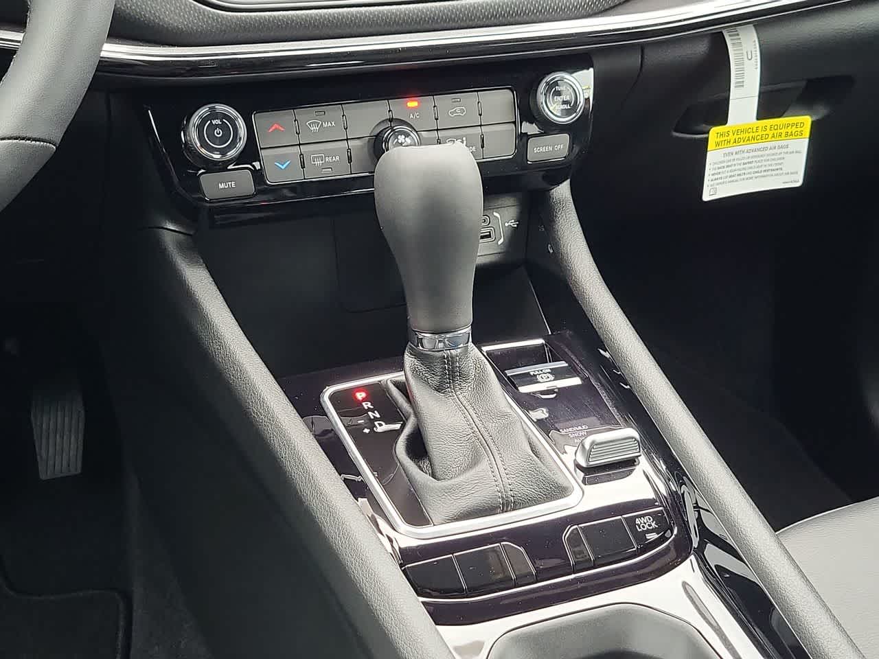 Thumbnail: 2026 Jeep Compass - 25