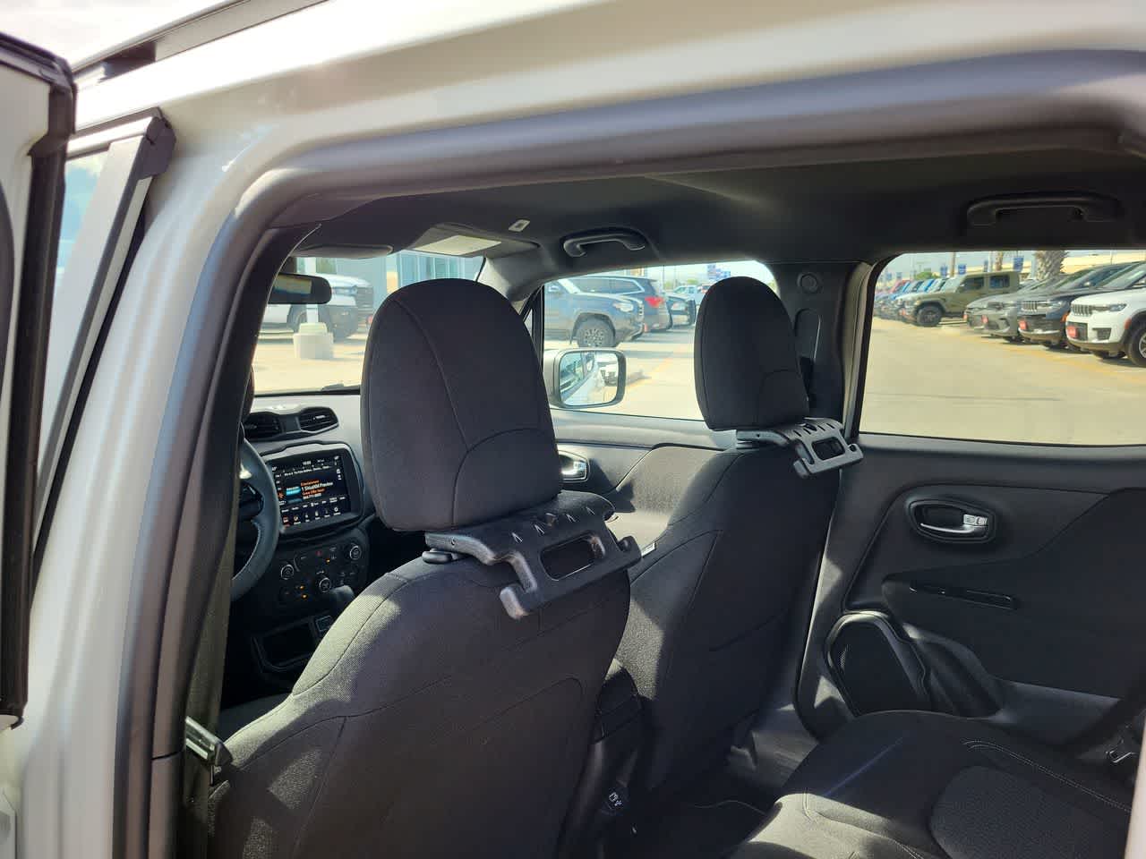 Thumbnail: 2021 Jeep Renegade - 20