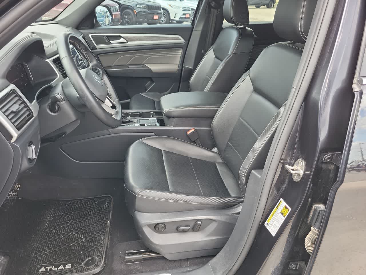 Thumbnail: 2022 Volkswagen Atlas - 19