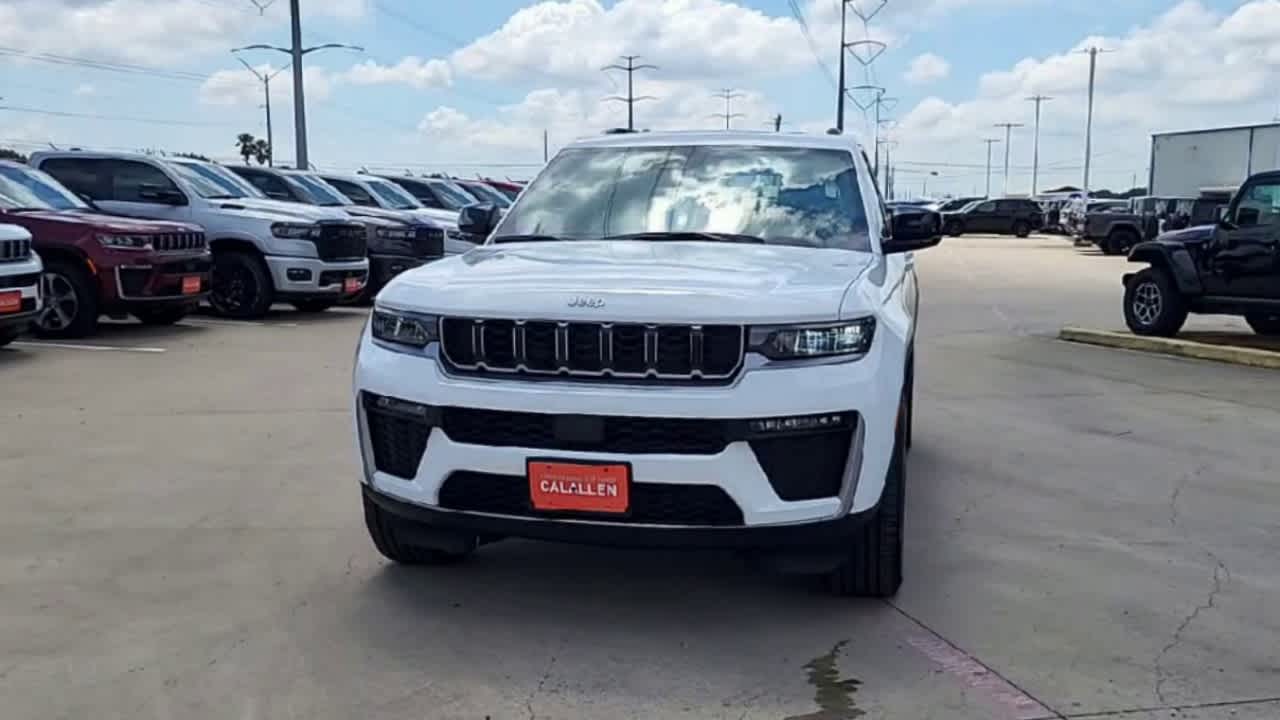 Thumbnail: 2026 Jeep Grand Cherokee - 3