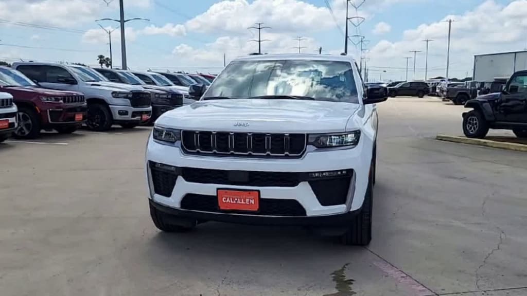 New 2026 Jeep Grand Cherokee LIMITED 4X2 Sport Utility