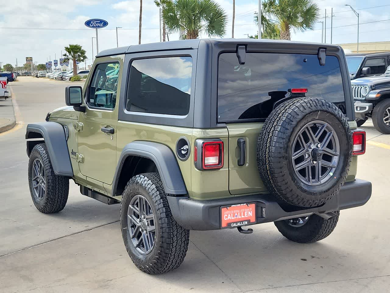 Thumbnail: 2026 Jeep Wrangler - 12
