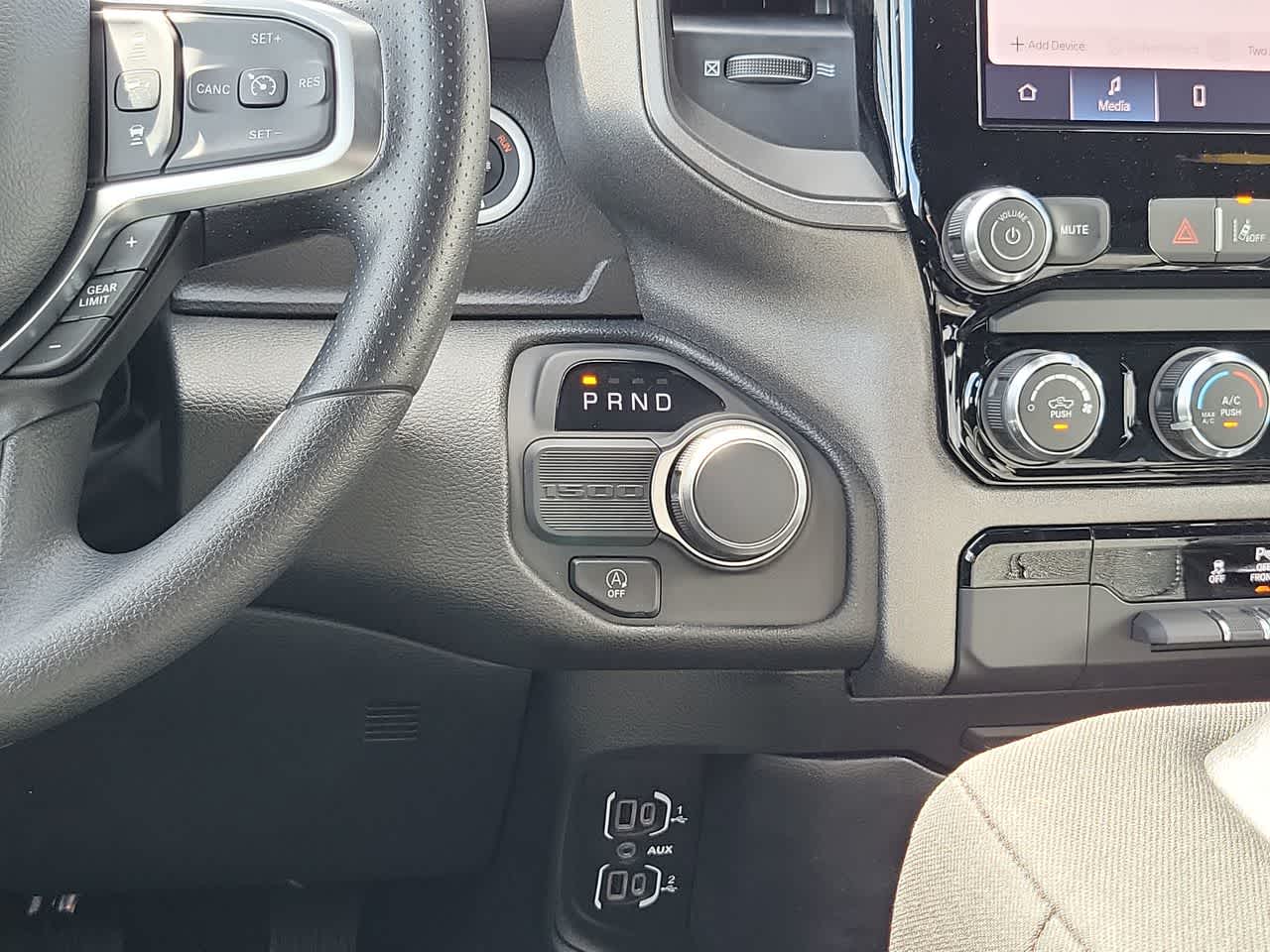 Thumbnail: 2025 RAM 1500 - 25