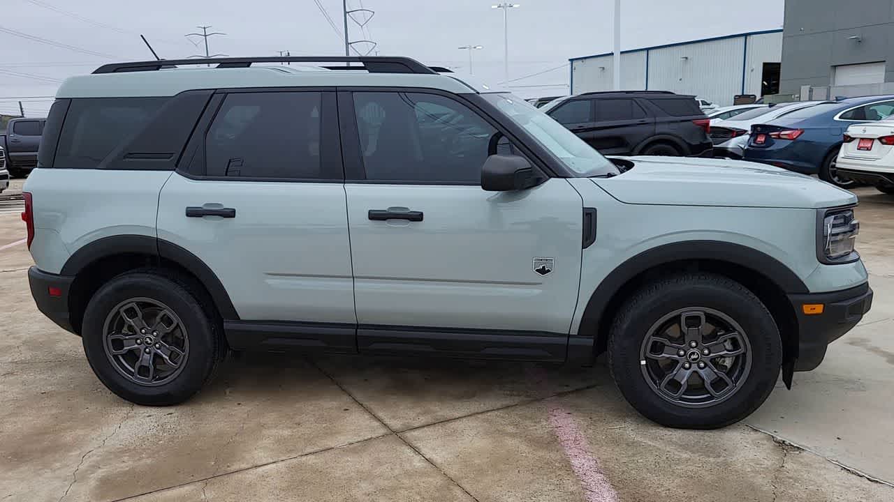 Thumbnail: 2023 Ford Bronco Sport - 9