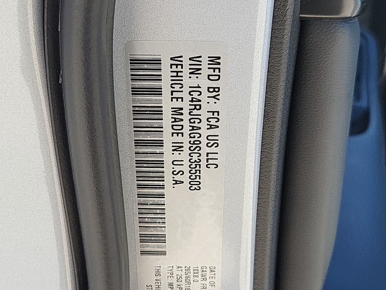 Thumbnail: 2025 Jeep Grand Cherokee - 29