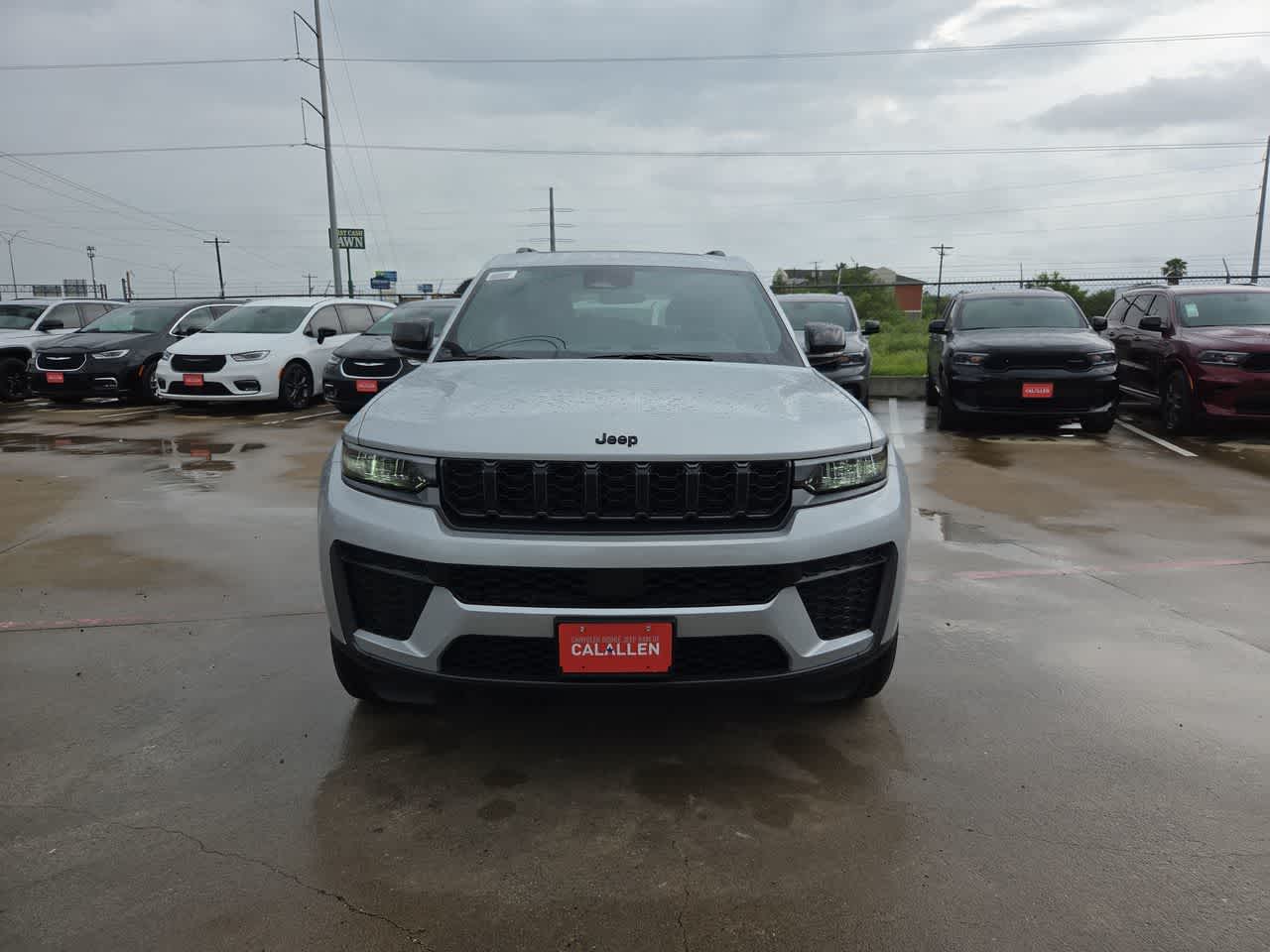 Thumbnail: 2026 Jeep Grand Cherokee - 14