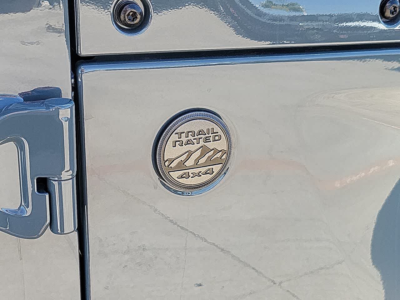 Thumbnail: 2026 Jeep Gladiator - 15