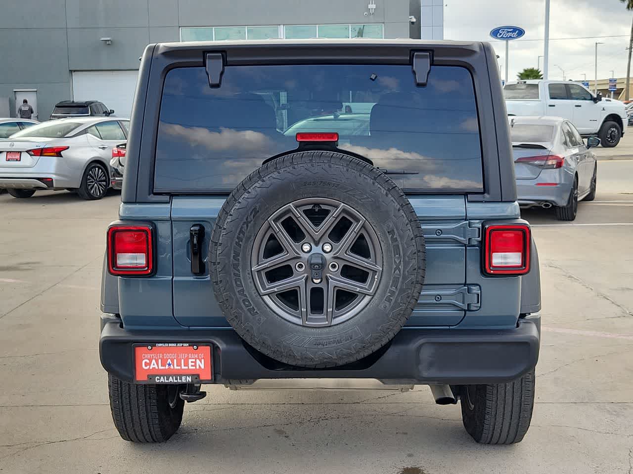 Thumbnail: 2024 Jeep Wrangler - 13