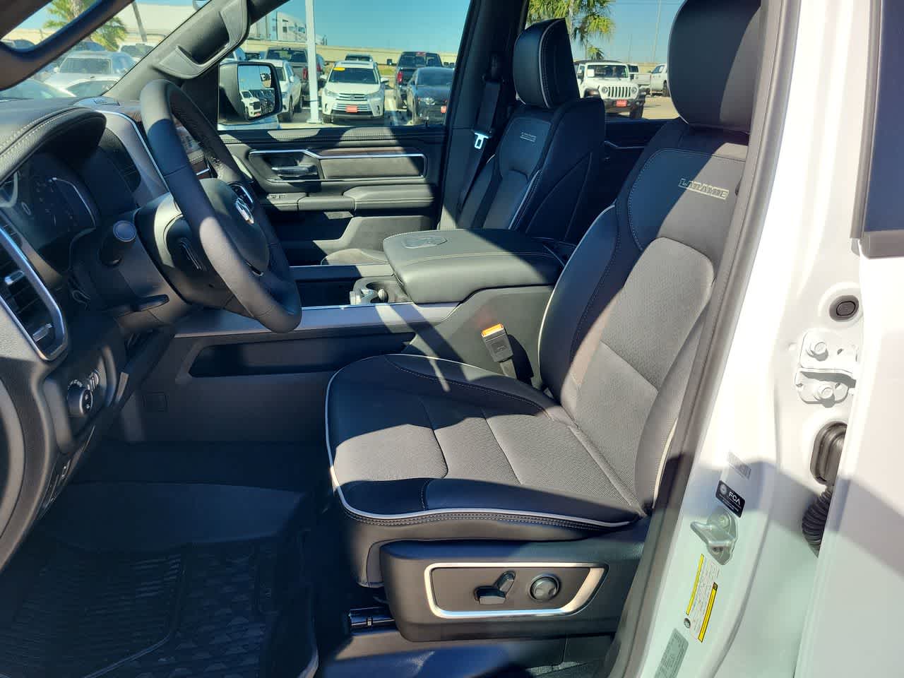 Thumbnail: 2026 RAM 1500 - 19