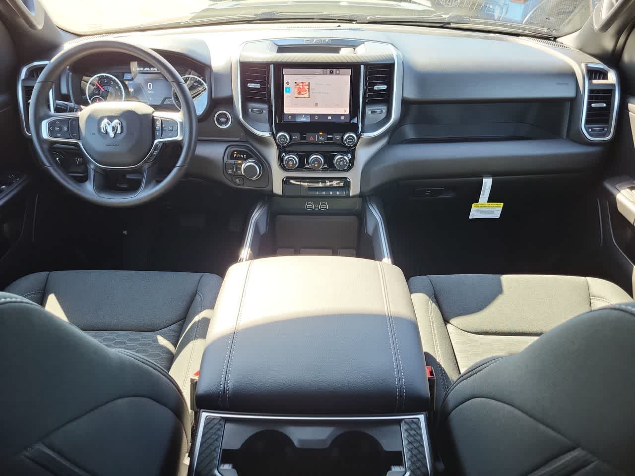 Thumbnail: 2025 RAM 1500 - 18