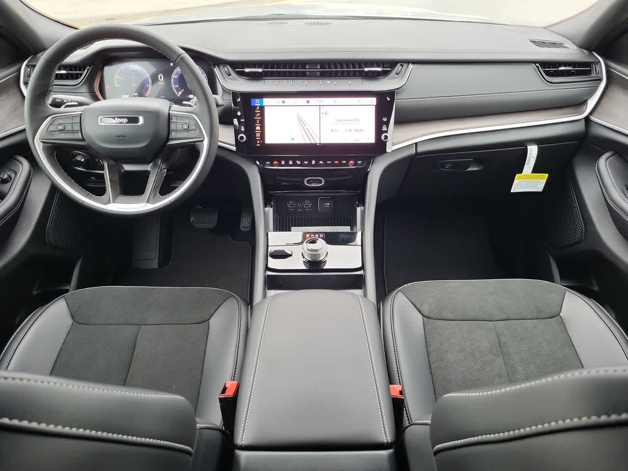 Thumbnail: 2026 Jeep Grand Cherokee - 18