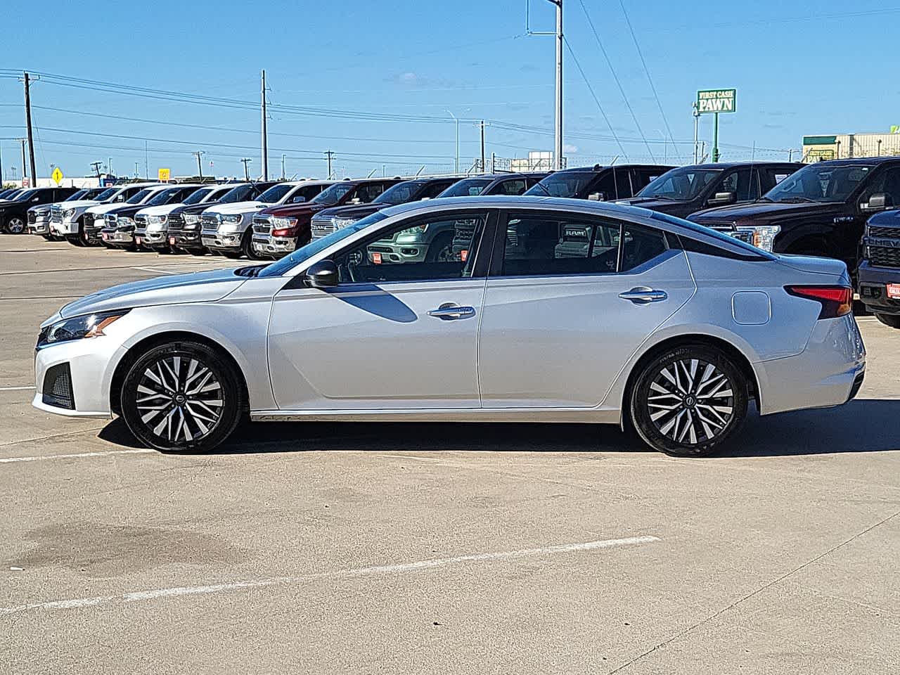 Thumbnail: 2024 Nissan Altima - 11