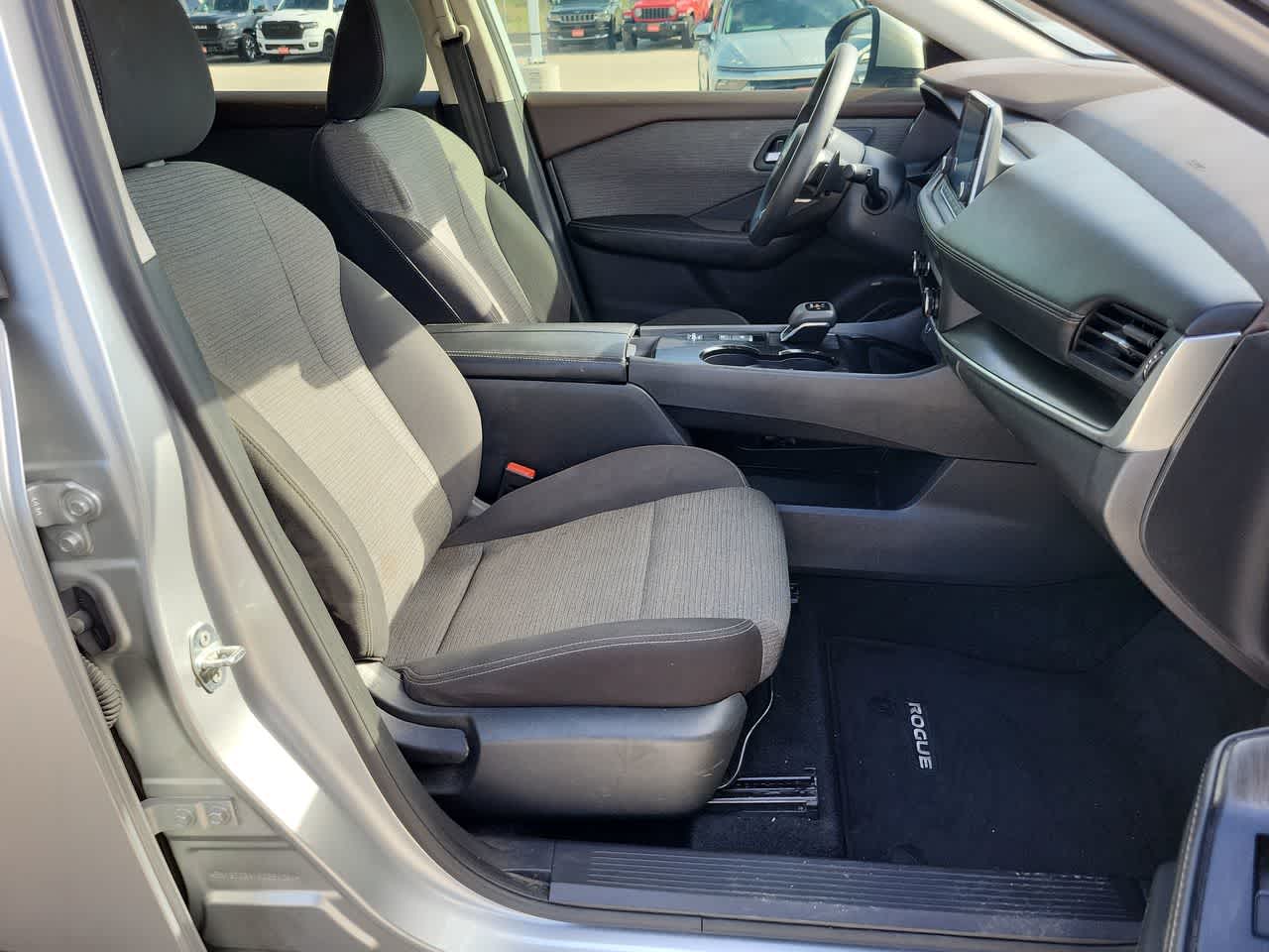 Thumbnail: 2023 Nissan Rogue - 22