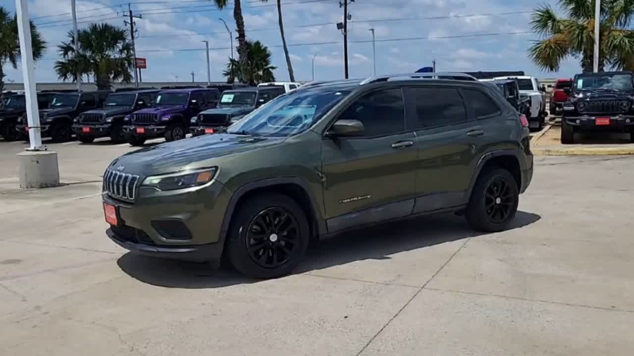 Thumbnail: 2020 Jeep Cherokee - 4