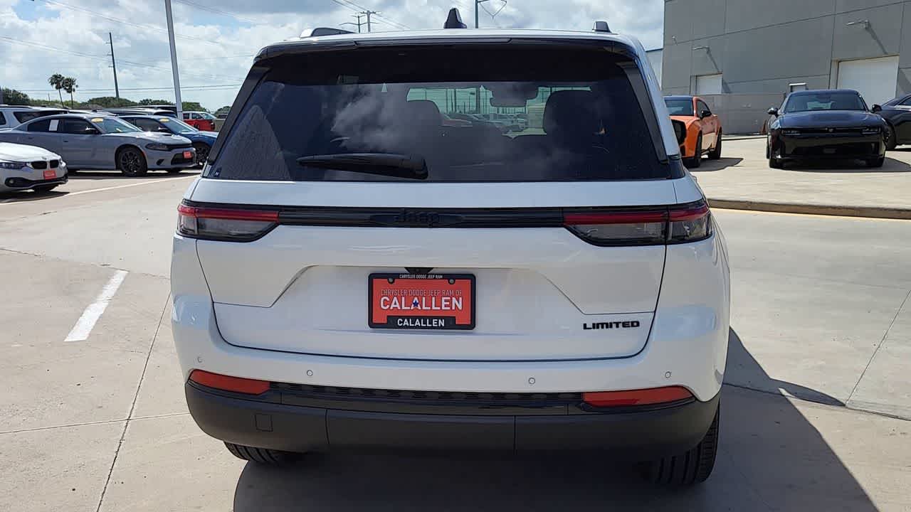 Thumbnail: 2025 Jeep Grand Cherokee - 7