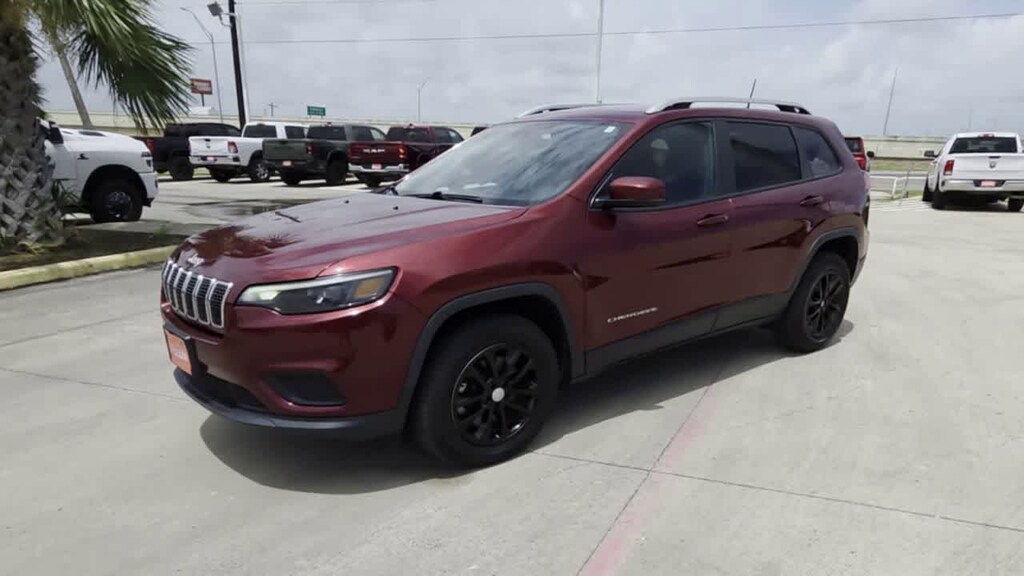 Used 2021 Jeep Cherokee Latitude SUV