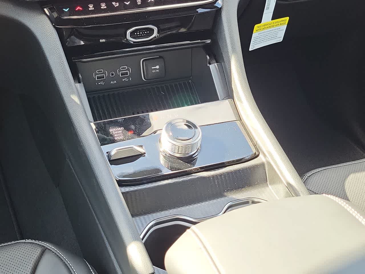 Thumbnail: 2026 Jeep Grand Cherokee - 25