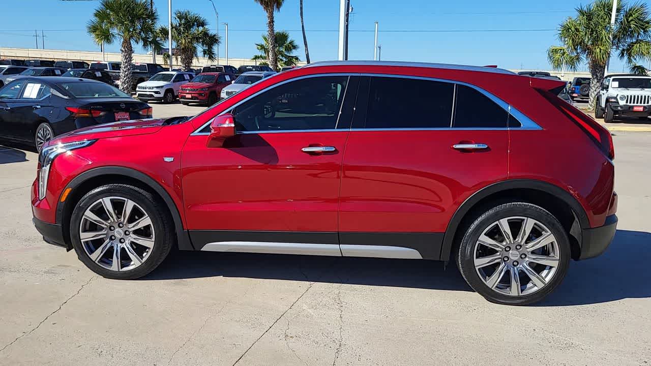 Thumbnail: 2023 Cadillac XT4 - 5