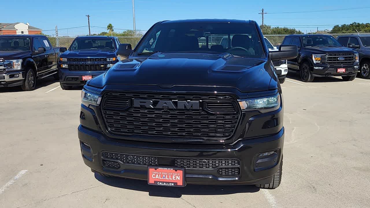 2025 Ram 1500 Tradesman photo 3