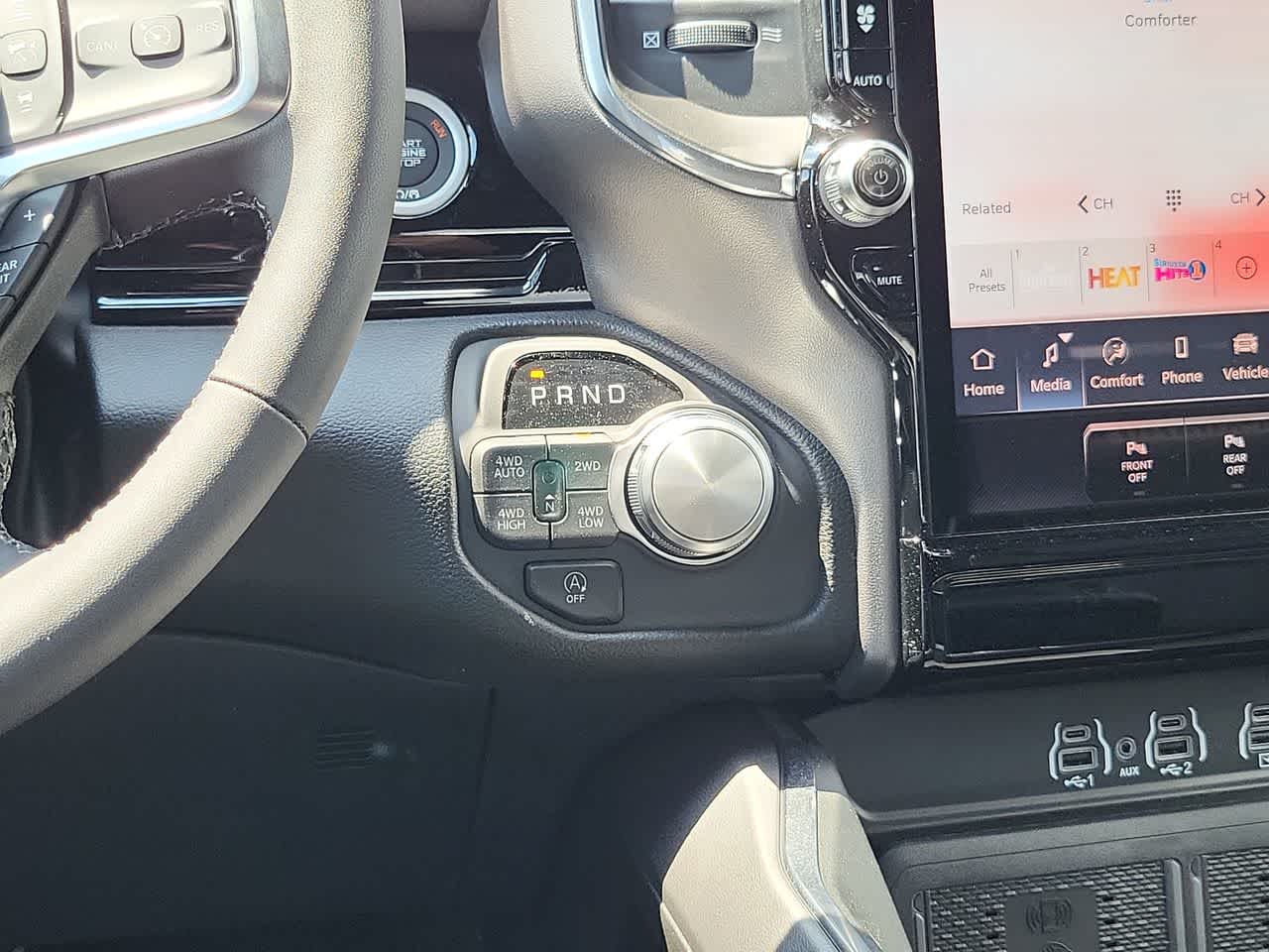 Thumbnail: 2026 RAM 1500 - 25