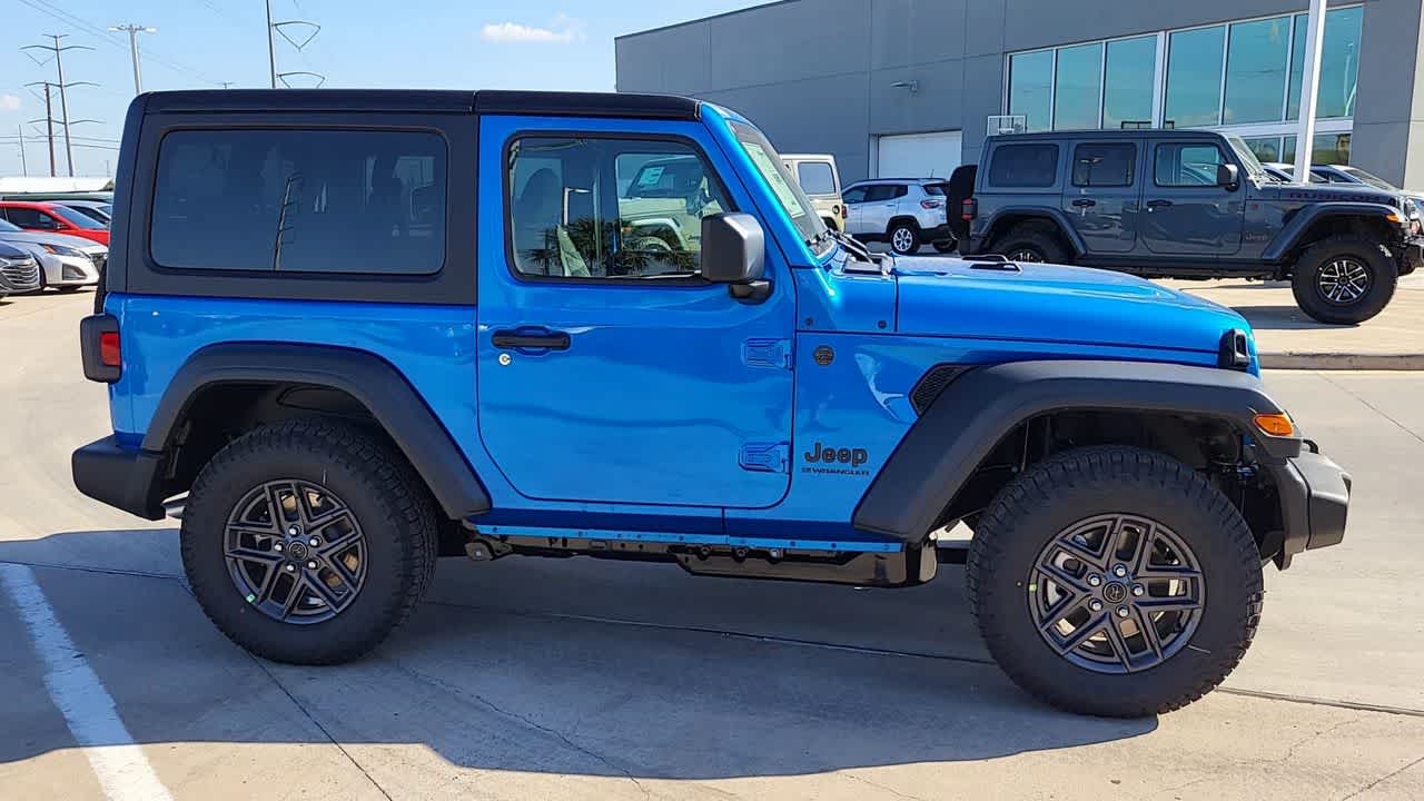 Thumbnail: 2026 Jeep Wrangler - 9