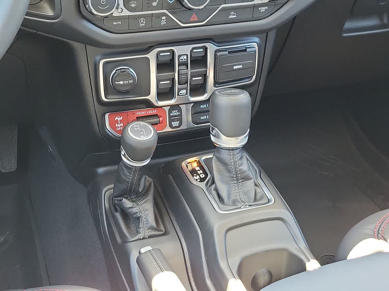 Thumbnail: 2026 Jeep Gladiator - 25