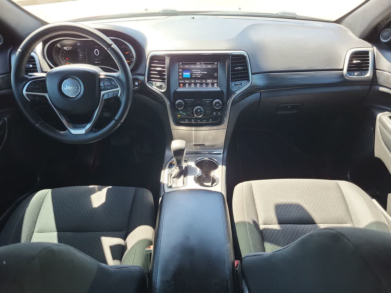 Thumbnail: 2019 Jeep Grand Cherokee - 18