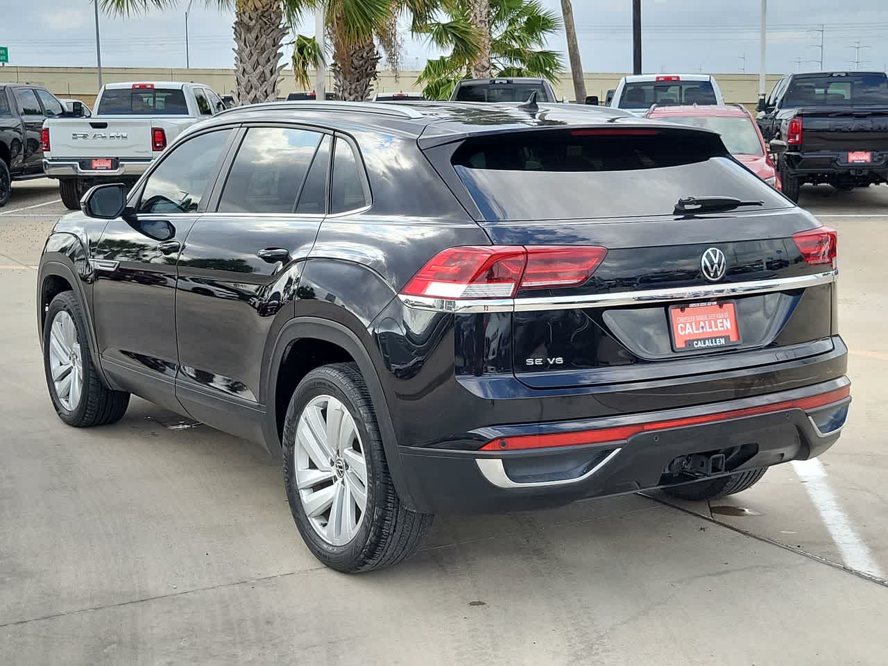 Thumbnail: 2022 Volkswagen Atlas - 12