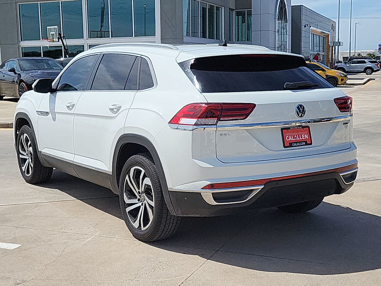 Thumbnail: 2022 Volkswagen Atlas - 12