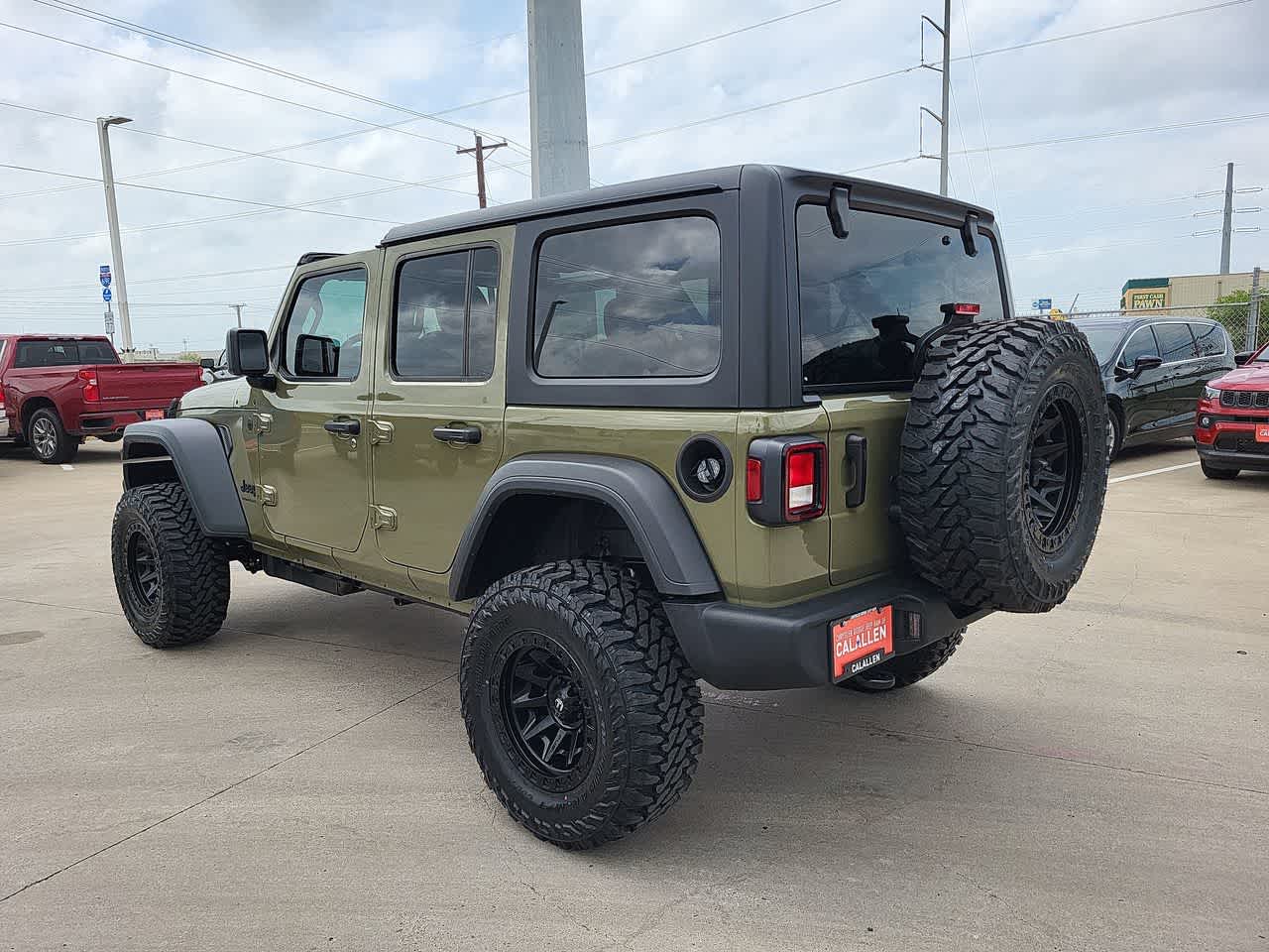 Thumbnail: 2026 Jeep Wrangler - 12