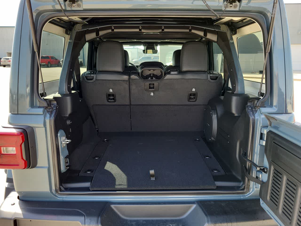 Thumbnail: 2025 Jeep Wrangler - 27