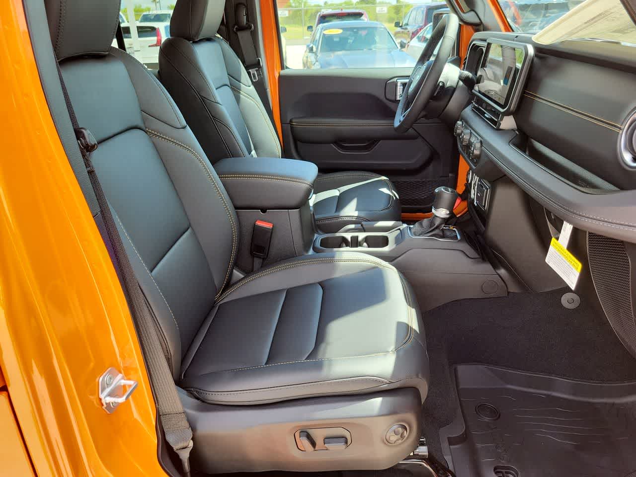 Thumbnail: 2025 Jeep Gladiator - 22