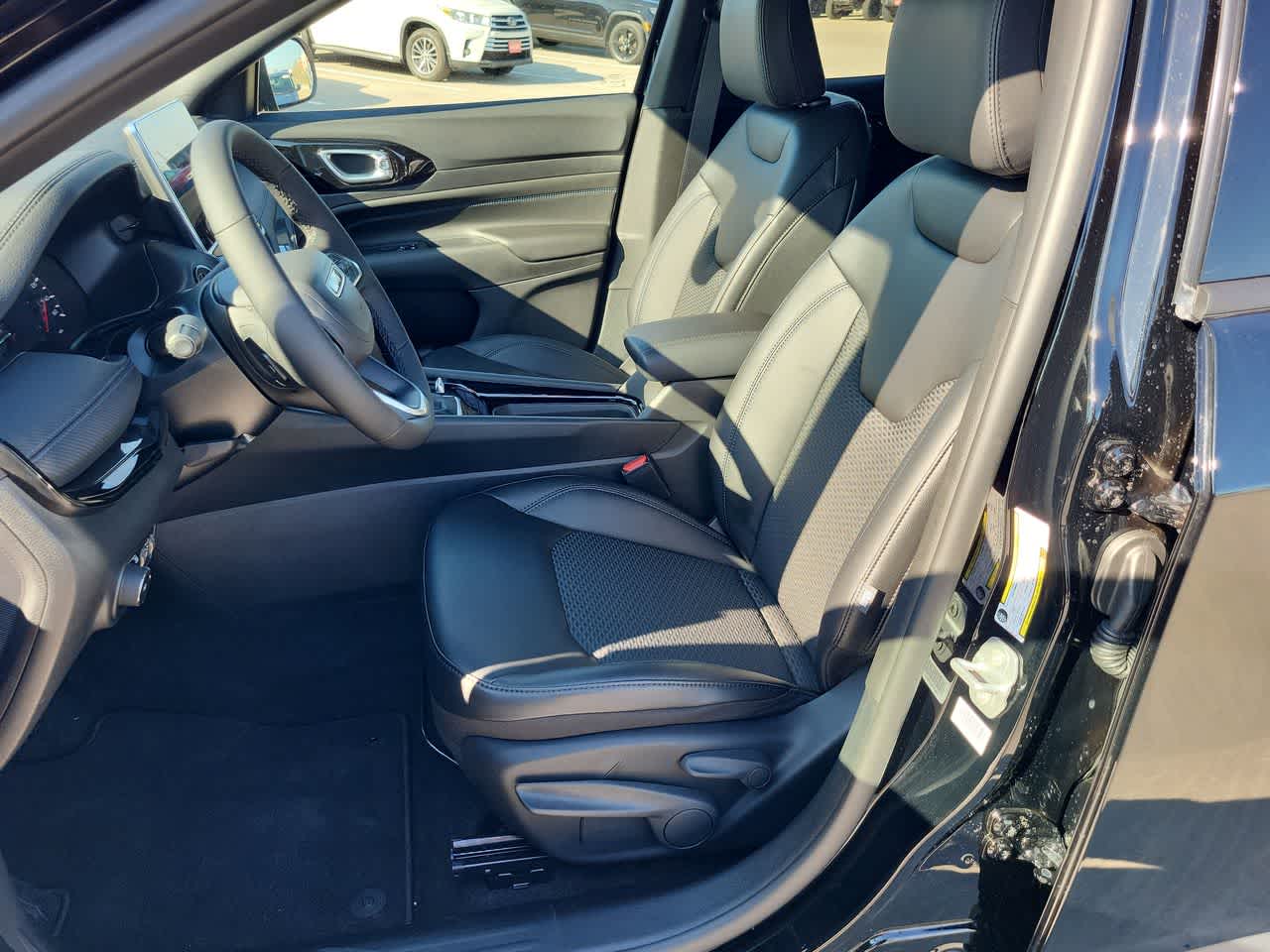 Thumbnail: 2026 Jeep Compass - 19